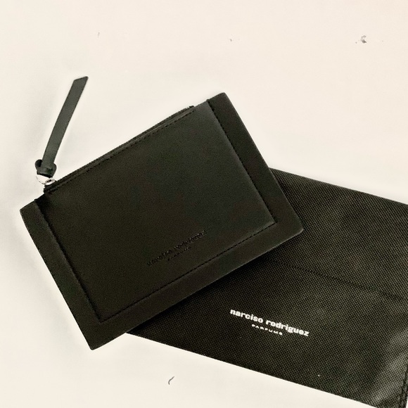 Narciso Rodriguez Parfums Black Faux Leather Flat Cosmetic Pouch Wallet - Picture 2 of 8